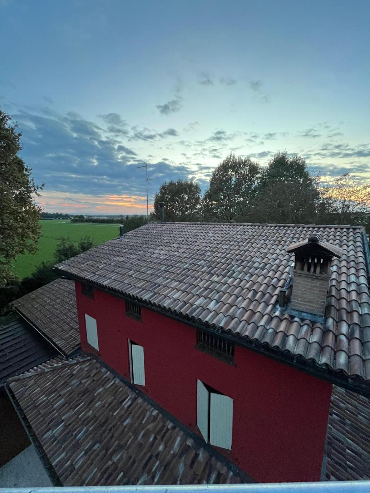 Tenuta Ferrari Cortile エクステリア 写真